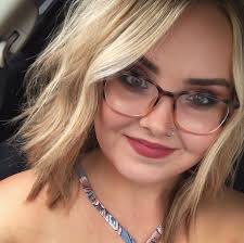 Profile for Looks by Liza