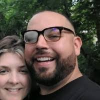 Victoria Cini's Instagram, Twitter & Facebook