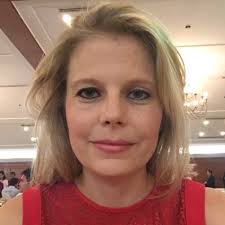 Hillary Overton's Instagram, Twitter & Facebook