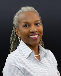 Womanist Interpretations of the Bible: Expanding the Discourse (Semeia  Studies): Gay L. Byron, Vanessa Lovelace: 9780884141853: Amazon.com: Books