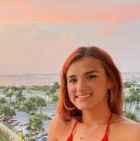 Natalie Henson's Instagram, Twitter & Facebook