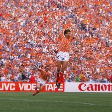 Ec1988 Marcovanbasten And Janwouters Netherlands Euro1988 Vanbasten Wouters English Football League Football Photos World Football