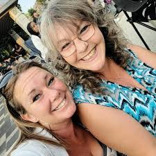 Jennifer Geddes's Instagram, Twitter & Facebook