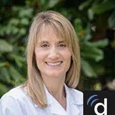 Rebecca Easterling's Instagram, Twitter & Facebook