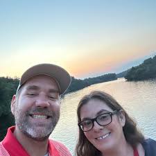 Who can help with drywall mudding, sanding, and roof repair in Baraboo?