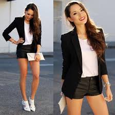 Black And White Outfit With Red Lipstick Garbo Heels White Top White Clutch Bcbg Black Blazer Faux Leather Shorts Red Lipstick Fashion Black Leather Shorts Black White Trend