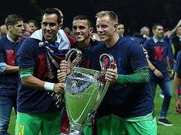 Claudio Bravo not considered a Champions League winner; gives up title of  first Chilean player to win the CL : r/soccer