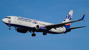 File:Hamburg Airport SunExpress Boeing 737-8HC(WL) TC-SOE (DSC00365).jpg -  Wikimedia Commons