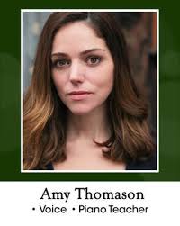 Amy Thomason's Instagram, Twitter & Facebook