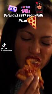 Selena Papa Yoyo Scene