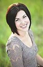 Megan Squires's Instagram, Twitter & Facebook