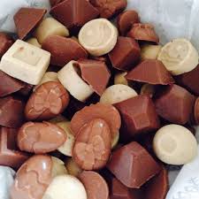 Pralinen Kleines Gluck Meine Liebsten Rezepte Hier Fur Euch Pralinen Selber Machen Pralinen Lebensmittel Essen