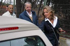 Está localizada em cascais e é da sociedade casa dos pórticos, que é detida em partes iguais pelos herdeiros de maria da conceição cohen do. Saiba Mais Maria Joao Bastos Salgado