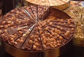 Traditional christmas food includes stuffed turkey, roast potatoes, brussels sprouts, cranberry sauce and gammon, which is cured pork meat. Traditional Christmas Food In Italy Caminoways Com