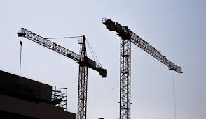 CaixaBank alerta por primera vez a los inversores del riesgo de “burbuja” y la “tensión política en España”