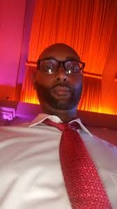 Roosevelt Moore (@roosevelt.moore.184) • Facebook