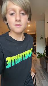 When we step into each others worlds 😂🎮📹👾 #fyp #fyptrend #fypシ゚viral  #taylorswifttrend #swifttok #swifttrend #trendingtiktok #momof3 #sahm  #momsoftiktok