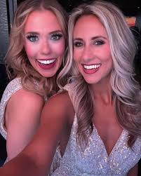 Vegas, you were fun! 🃏💃🏼🎰🪩 This week, the crew opened up for  @jasonderulo and @thechainsmokers ✨