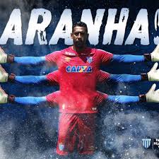 Aranha comemorou o novo contrato e. Goleiro Aranha Fa Page Facebook