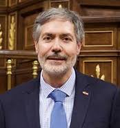 A los cinco años fue seleccionado entre cientos de niños de su edad para el papel protagonista de marcelino, pan y vino. Pablo Calvo Liste Leon Vox