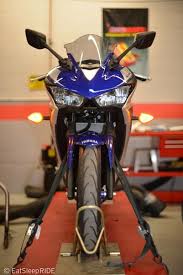 Yamaha Black And Blue Motorcycle The Yamaha R3 Take Your Pick Of Blue Red Or Black Yamaha R3 Yamaha Yamaha R25