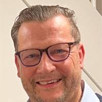 Ryan Mrowka's Instagram, Twitter & Facebook