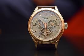 Yuk simak 10 jam termahal tangan di dunia ini. Harga Selangit Inilah 10 Jam Tangan Termahal Di Dunia Berita Aneh Unik Dan Menarik