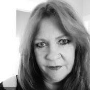 Amanda Murtagh's Instagram, Twitter & Facebook