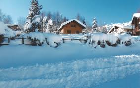 Joli Chalet Savoyard Situe Dans La Sympathique Station Des Bottieres Avec Vue Imprenable Sur Les Mamelles De Beaune Et Panorama Superbe Orientation Sud Est So