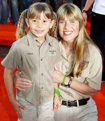 Bindi irwin is eagerly awaiting the arrival of her baby girl! Pin On My Heros