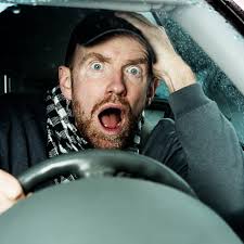 Biển báo vòng xuyến 'đánh đố' giúp thu về hơn 16 tỉ ngân sách