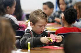 Valentine's show vets that students care