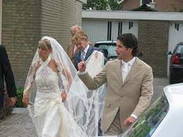 A former striker, he is the. Leontien En Ruud Zijn Hot Van Cote Van Vliet