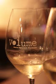 Table service but you have to pay when the drink arrive so have cards handy. Volume Firenze