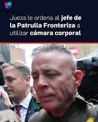 Jueza federal citó a Gregory Bovino a una audiencia, luego que circularan  videos de él lanzando gases lacrimógenos a manifestantes.👉  http://uni.vi/IRo5106p5aa