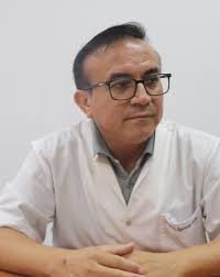 📌Estudiantes de Medicina presentan importante trabajo de investigación El  Dr. Ignacio Ortiz, Coordinador de la carrera de Medicina de la UNA, resaltó  la relevancia de la metodología de la investigación en la