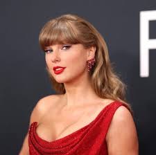 Fans Think Joe Alwyn Knew About Taylor Swift Buying Her Masters