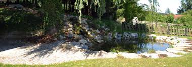 Teiche dienen nicht nur als kleines biotop im garten, sie sind auch ein optisches highlight. Gestaltung Teich Bachlauf Brunner Gmbh Baggerbetrieb Und Gartenbau