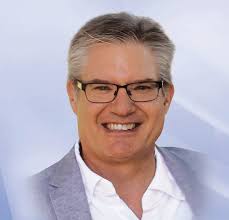 M. Peter Nieman — Résidence funéraire Steve L. Elkas