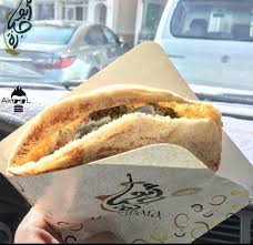 Ak00l اكول A Twitter مطعم ابو جبارة شارع عبدالله بن رواحه السليمانيه شغل فول فلافل وحمص المحل بس شباب المميزفلافل خبز عربي ٤ريال الخميس الونيس امطار الرياض Https T Co 0gu7worv4k