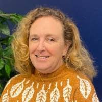 Mary Bertram's Instagram, Twitter & Facebook