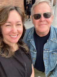 I gave some creative career therapy to a packed auditorium at last night's  AIGA event. And a few brave, wonderful people shared their stories. Many  people are born knowing they must do