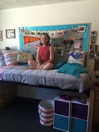 Share design ideas to turn that bare dorm room into a home. The Unofficial Usc Freshman Year Survival Guide