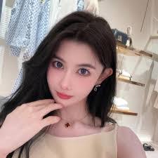 Alice Zhao's Instagram, Twitter & Facebook