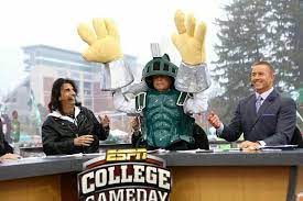 Alice And The Mi State Spartan Espn College Gameday Michigan State University Lansing Hometown Heroes