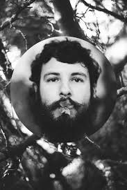 Plain photographs preferred in group