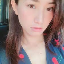 chisato morishita 森下千里さんはinstagramを利用しています ゴルフ場で閉まりかけの扉 に激突 顔に縦ライン うっかりにもほどがある 大阪の皆さん ご無事ですかー 傷 痛い ボケ life golf gol beautiful idol asuka