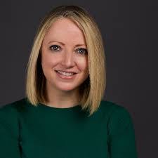 Ellen Metz's Instagram, Twitter & Facebook