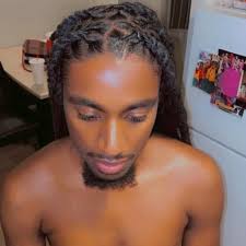 Anthony Carlyle (@merc_season)