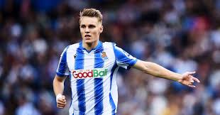 Whether it was heerenveen, vitesse, real sociedad, or arsenal, odegaard played in a variety of different settings in. Alternative Highlights Of 19 20 Martin Odegaard S Zidane Esque Assist Planet Football